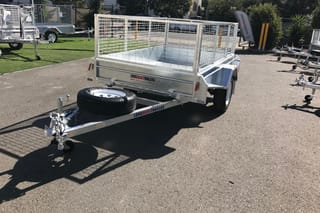 Freak Trailer Accident in Nerang